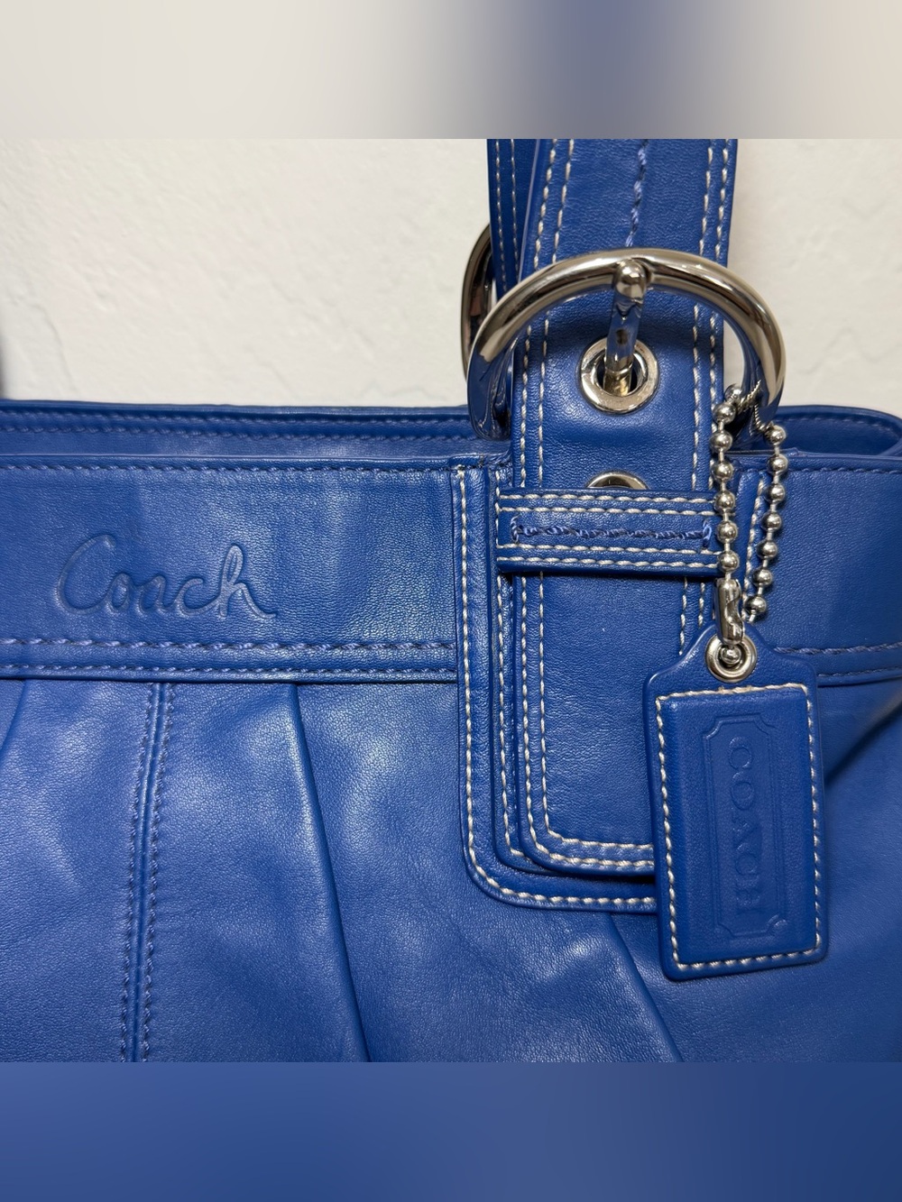 Coach Buckle Soho Pleated Shoulder Bag - Picture 3 of 13